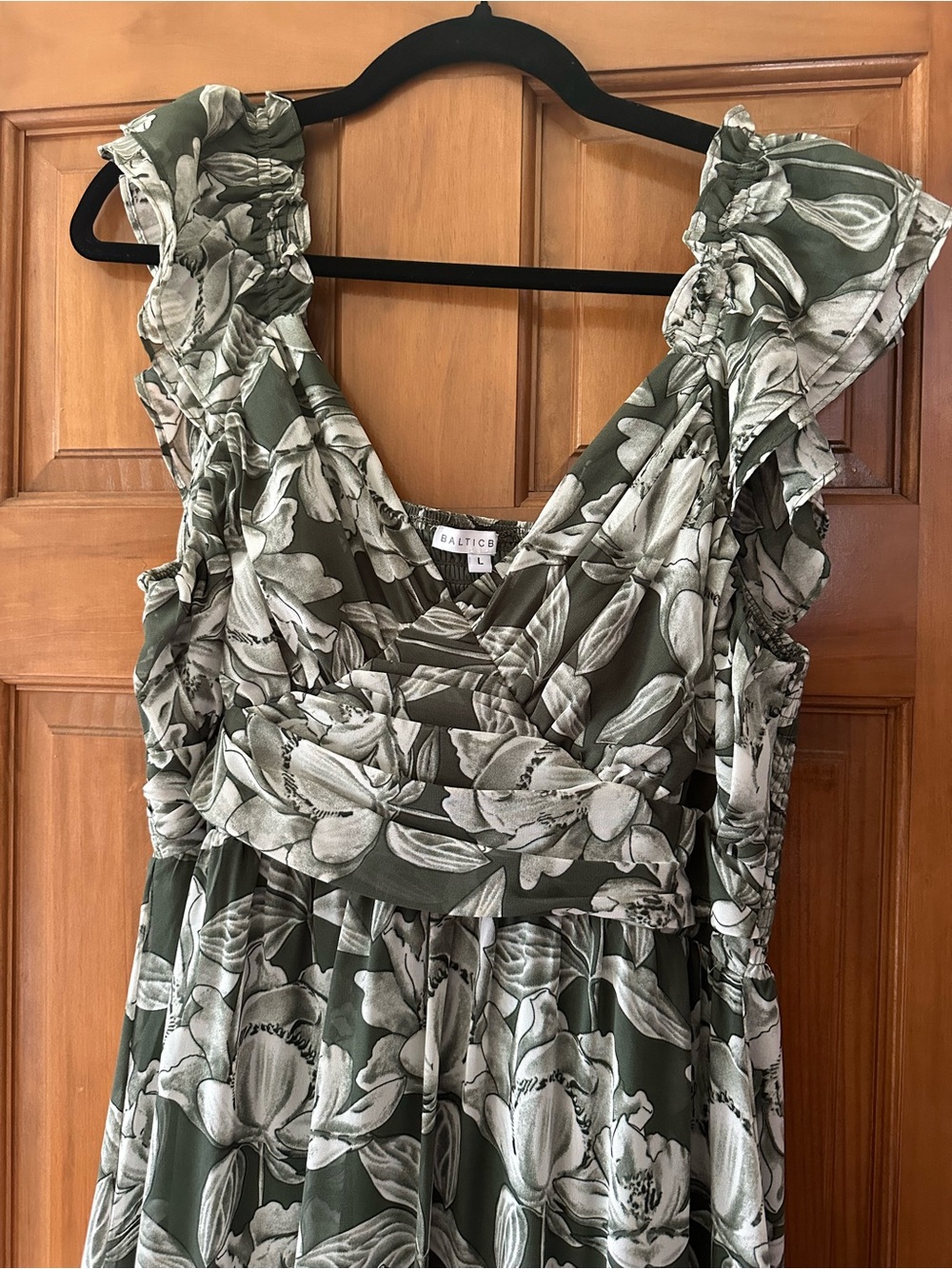 Baltic Born Green and White Floral Maxi Dress - Picture 3 of 4